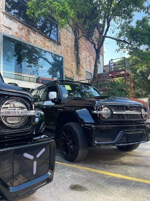Prova potenza e prestazioni senza pari con il TANK 300 il veicolo off-road definitivo
