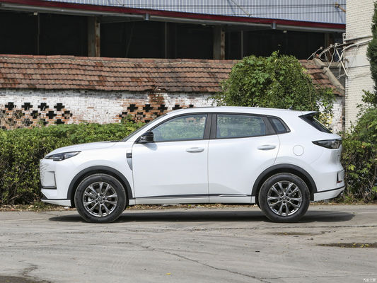 R18 Dimensione pneumatica 2024 Changan CS55 Plus Auto elettrica ad alta velocità per veicoli a energia