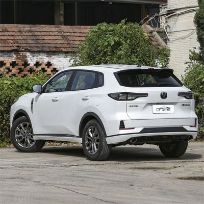 R18 Dimensione pneumatica 2024 Changan CS55 Plus Auto elettrica ad alta velocità per veicoli a energia