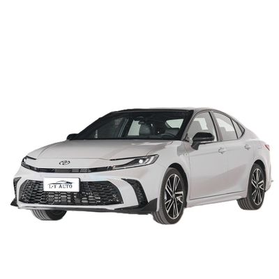 Hybrid Benzina Toyota Camry Sedan Euro VI Emissioni standard 2024 Veicoli 0km Auto usata