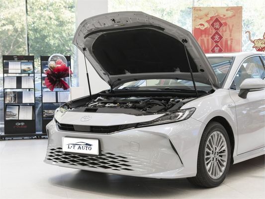 Hybrid Benzina Toyota Camry Sedan Euro VI Emissioni standard 2024 Veicoli 0km Auto usata