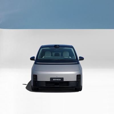 Lixiang Mega 7 posti MPV 4WD Puro auto elettrica con 400kW Potenza massima 5350x1965x1850