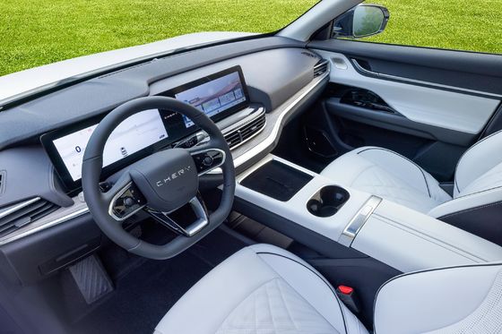 Vivi il futuro della guida con il 2024 Chery EQ7 SUV EV a 5 posti e batteria al litio