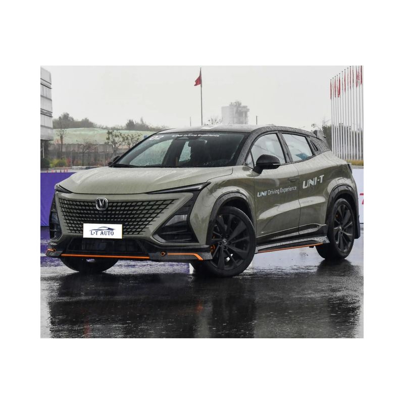 2024 Changan UNI-T Compact Fuel Gas Car SUV Auto usate Vendita 1.5T Versione sportiva UNI-T Car