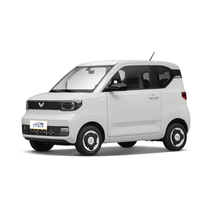 100% elettrico Wuling Mini EV con velocità massima di 100 km/h e base rotale di 2010 mm
