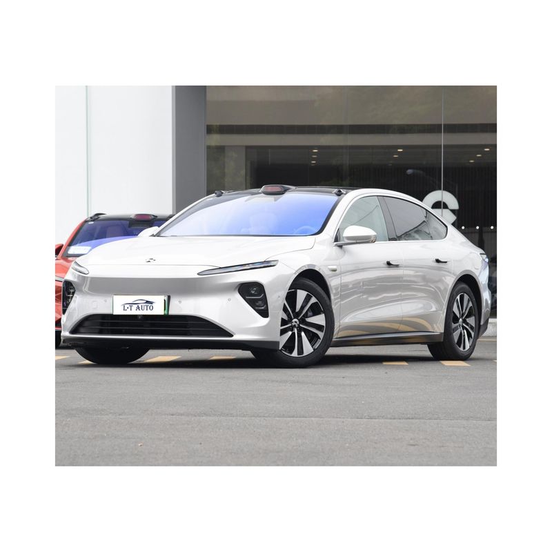 675 km di autonomia NIO ET7/ET5 EV Auto Veicoli a energia ad alta velocità con batteria al litio ternario