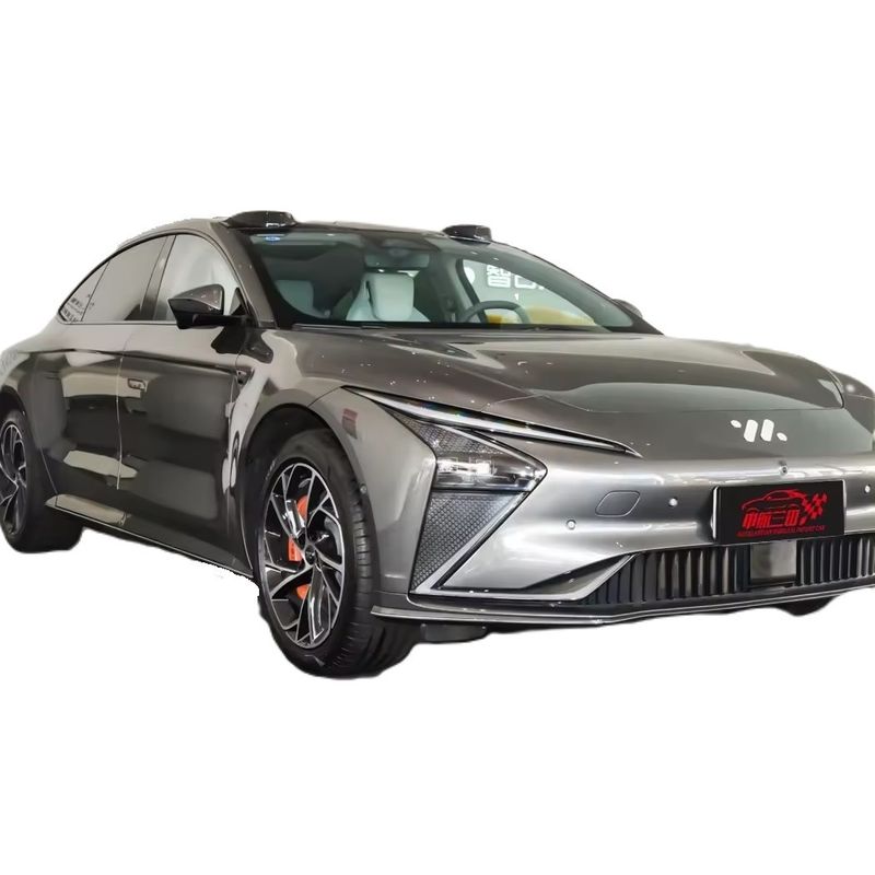 Zhiji IM LS7 SUV ibrido 70kWh Capacità della batteria 6.5s Accelerazione per veicolo elettrico