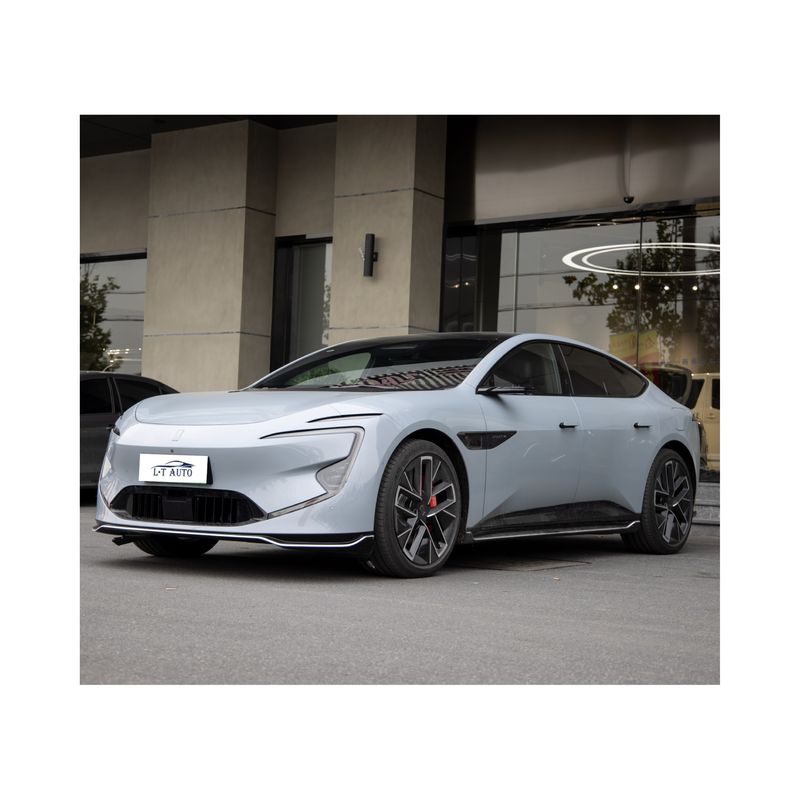 313Ps Potenza totale del motore 2024 Changan Avatr 12 Veicolo elettrico ad energia estremamente lunga