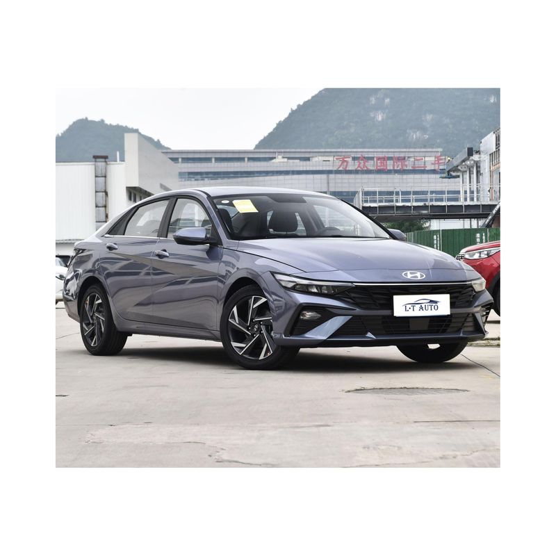 Hyundai Auto Gasoline Car Speed Sports Sedan con freno a disco posteriore