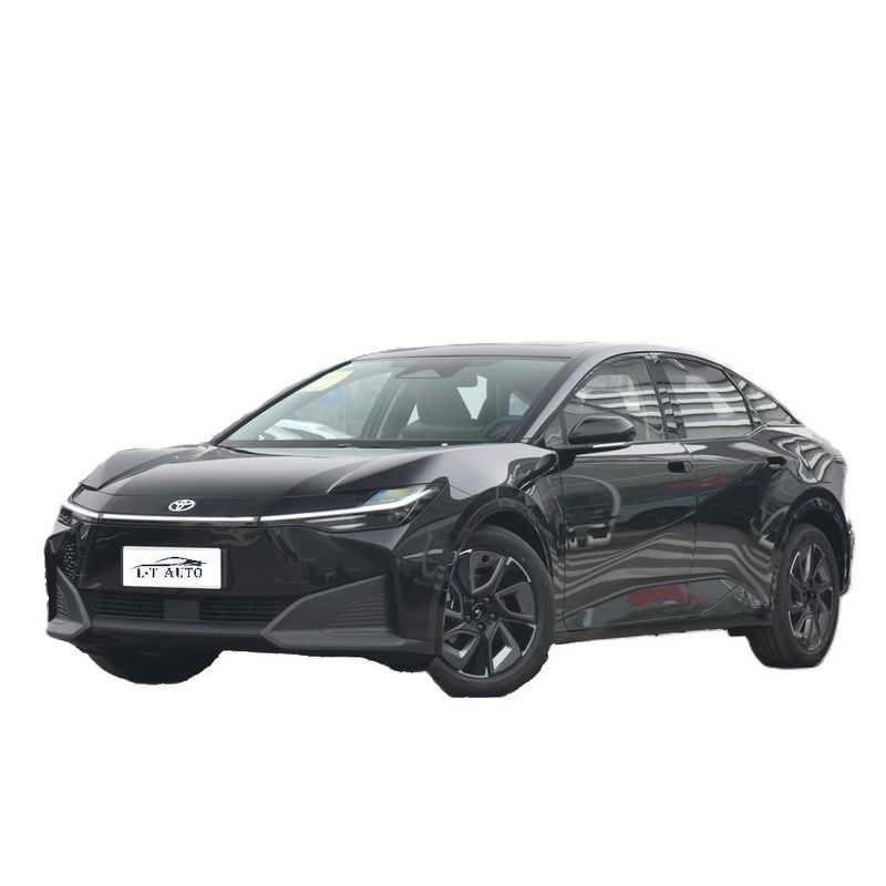 2024 FAW Toyota BZ3 Pure Electric Car Long Range SUV a 5 porte e 5 posti Diversi colori
